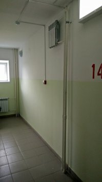 У нас также радиаторы в доме размещены.
Это новые стандарты? :)