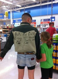 Джинсовые шорты - прекрасный предмет дамского гардероба. Железные аргументы