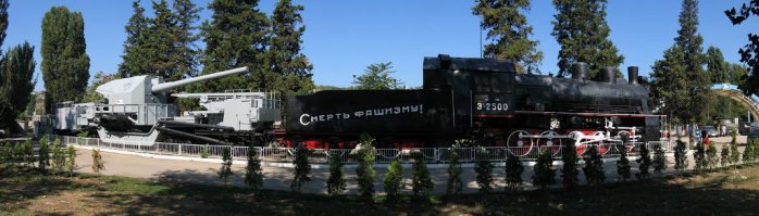 Вот это- наш севастопольский "Железняков". Был построен работниками Севморзавода. Таким был. И такой сейчас.:)