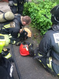 Лично для меня есть другие герои. Например, сегодня в Санкт-Петербурге...