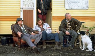 Как в 80-е из легковушек делали дома на колесах