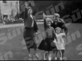 Я дочь одного кента из графства Чешир, поверьте на её службе не все однозначно, она ни кого не хотела спасть...