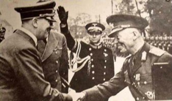 румыны как раз не очень то и хотели,а болгаринам им по х кто сверху