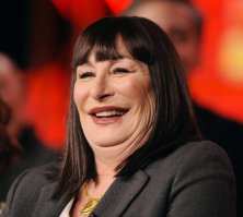 Та сама Хьюстон ! После пластопераций.