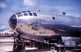 Пожалуй самый известный из боингов Boeing B-29 Superfortress .