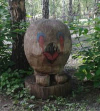 Кровавые слёзы цыплёнка в парке Тищенко, Челябинск.)))