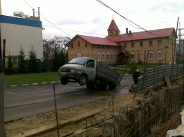 Стройка, которую я вел, подрядчик загрузил газель:
