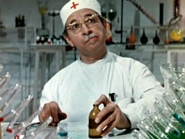 На этой детской площадке даже взрослый закричит от ужаса!