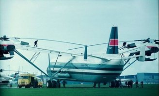 А ничё, что это, на минуточку, вертолёт?