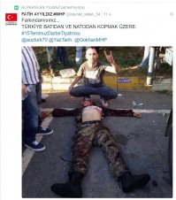 в турецких твитах очень много фоток к перевороту...и последствиям..