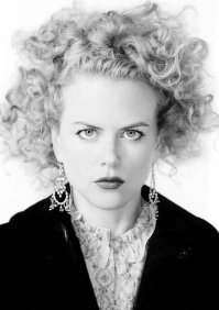 советское гражданство что ли планировала получить?
фото как на паспорт