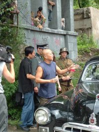 Пару лет назад китайцы во Владивостоке снимали сериал про фашистов))