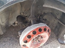 Когда стартуешь на светофоре, а у тебя 1,6.... и понос