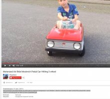 кто то тупо в лоб перевел "gas powered"! Gas у них это не газ, а бензин. 
Машинку умелец хорошо прокачал, даже багажник закрывается сжатым воздухом!
Бензомоторный преобразованный педальный автомобиль со встроенным в небольшим воздушным компрессором + воздушные цилиндры, электрические выключатели на приборной панели управления пневматическими клапанами
Двигатель - Honda GX35, воздушный резервуар из пейнтбольного ружья.