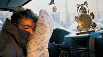 Очередной <span style='color:gray'>[мат]</span> который любит поспать за рулём!