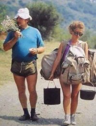 потому,что мужчины созданы для прекрасного !