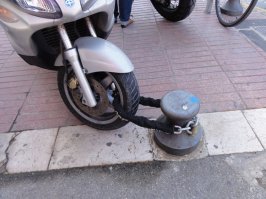 И далеко уедешь с такой цепью?