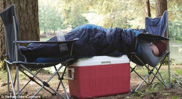 Почему сразу палатку забыл? Может он в ящик батон колбасы заховал и боится, что сопрут.