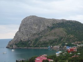 Вот тут видна тропа Голицына.