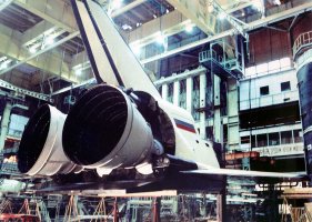 Аналогично!! 
Реактор жду с момента, когда о нём только заикнулись )) Делают, процесс движется, ТВЭЛы уже есть, скоро-скоро обещают активную зону довести до ума )
Эх, ещё бы МАКС довели... Там всего-ничего осталось, только финансирования, увы..