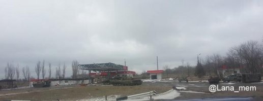 А что на Украине нет магазинов и фирм, торгующих военной экипировкой?

А насчёт танков и "градов"... Ну, поменьше продавать надо украинским воякам на сторону вверенное оружие или бросать его удирая.

Вот Вам пара снимков с очень даже свидомого сайта, озаглавленных "брошенная техника ВСУ"