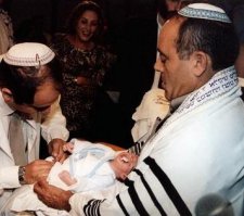 Обрезание крайней плоти у мужчин, разве это не странный ритуал?