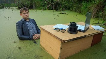 Я просто оставлю эту фотосессию челябенского школьника тут, сами думайте, мне вторым трупом быть не хочется...