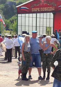 В Нижнем Новгороде - Ильин день и День ВДВ. Сегодняшние пейзажи с Гребного канала - Парк Победы и Печёрский монастырь.