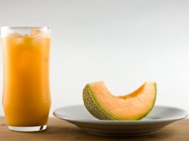 Сок из дыни.