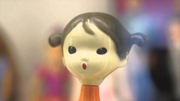 Советские игрушки тоже могут сломать психику современного ребёнка на раз)