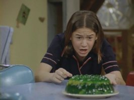 Как они изменились! Вы не узнаете любимых актеров в их первых ролях!