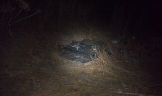 Хищник! Они как-то драку за территорию устроили - только клочья летели. Визг стоял!

А когда попадается - такой "лапочка невинный". 

Это он в краболовку залез. 
Сам залез, сам и вылез. Но пофоткать успели. :) 

Это, кстати, единственное, что за месяц в не попалось. :)