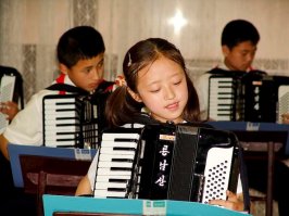 Корейцы уже сами намекают!)