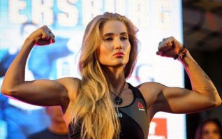 а вот наши девушки - бойцы!!! янки гоу хом