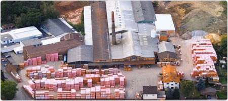 В Китае открыли новый стеклянный мост над бездной, который не каждый отважится перейти