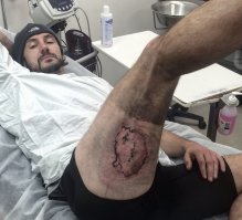 а позирует то как прям модель,лайки собирает