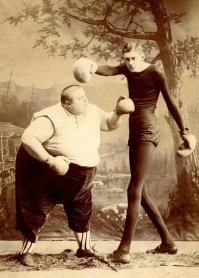 16 фотографий, поражающих своей странностью