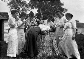 16 фотографий, поражающих своей странностью