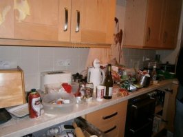 В таких случаях самый кайф испытываешь утром, когда понимаешь что квартира не твоя ))