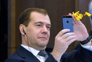 Медведев дело говорит, он ведь себя уже давно нашел!