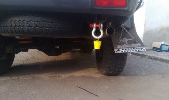 А мне так больше нравится. Когда вижу машину с яйцами, начинаю задумываться о комплексах ее водителя