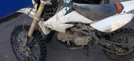 Катаем-эндурим по лесам, цепь это расходник, на сезон хватает!