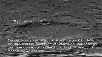 Верхний - давно известная байка, фотожаба. Это и дураку видно хотя бы по левому и среднему снимкам, оригинала в природе не существует )) НЛО-шники ссылаются на Клементину, попробуйте найти оригинал на сайте проекта:

И вот немного о самом аппарате:

Pixel resolution varied from 100–325 m during a single orbit mapping run at the Moon.
Вы представляете, что такое 100 метров на пиксель? На фейковом рисунке толщина "стен" будет 500-1500 метров. Посмеёмся вместе? ))
А вот второй снимок, ничего необычного на нём нет, лежит себе в открытом доступе: