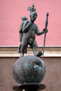 Завязывать узлом можно не только пистолет.