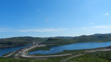 Вот еще несколько,в том числе Баренцево море, переходящее в Северный Ледовитый океан)