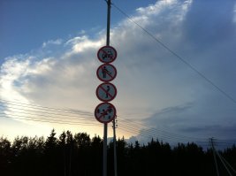 Сегодня вот такой знак увидел,юмористы.г.Сыктывкар-Коми.