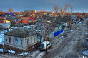 Действительно, загадка! Расскажи, как такие вундервафли расставить в таких домах? ;)