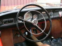 Судя по всему, вот он прототип с которого срисовали "запорожец". Это NSU Prinz 4 L