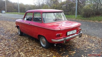 Судя по всему, вот он прототип с которого срисовали "запорожец". Это NSU Prinz 4 L