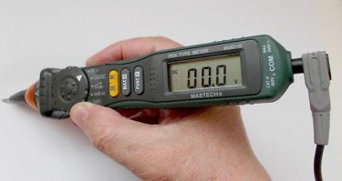 Советую обратить внимание вот на такой мультиметр-ручку Mastech MS8211D. Нравится тем, что при работе им одна рука всегда свободна.